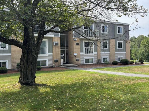 16B Mercury Drive, Unit B, Londonderry, NH 03053