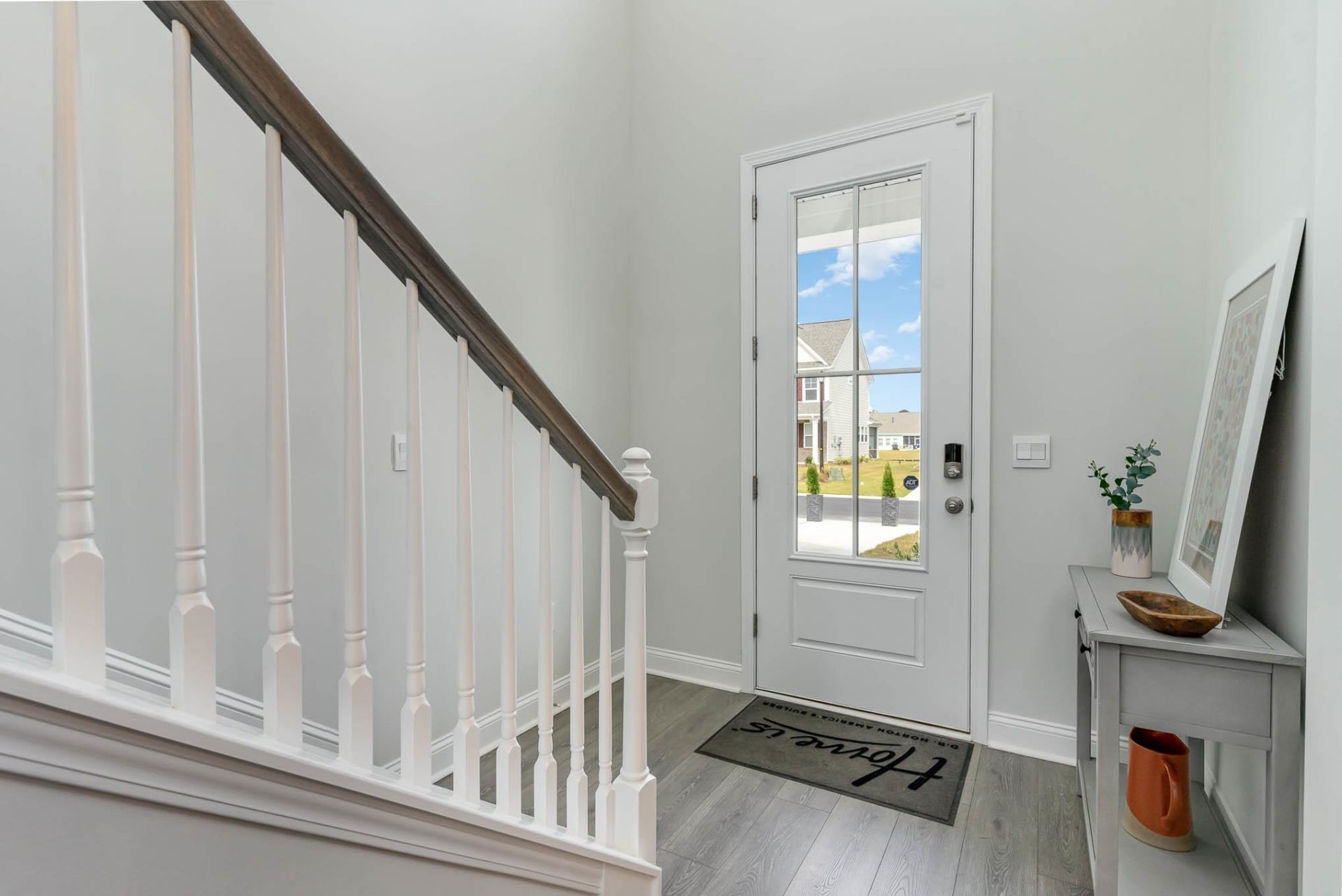 512 Crookhaven Ct. Photo 2