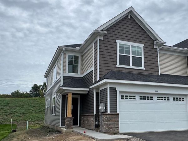 220 Huntington Drive, Waconia, MN 55387