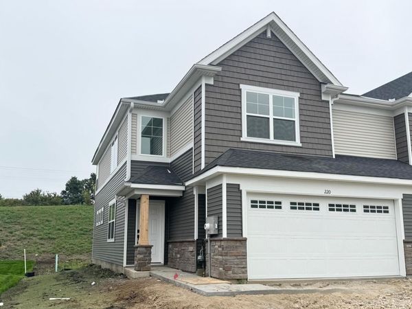 220 Huntington Drive, Waconia, MN 55387