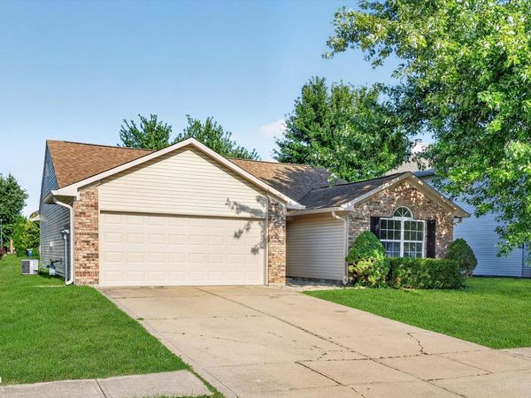 13083 N Sterling Commons , Fishers, IN 46038