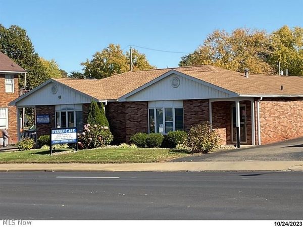 2008 Maple Avenue , Zanesville, OH 43701