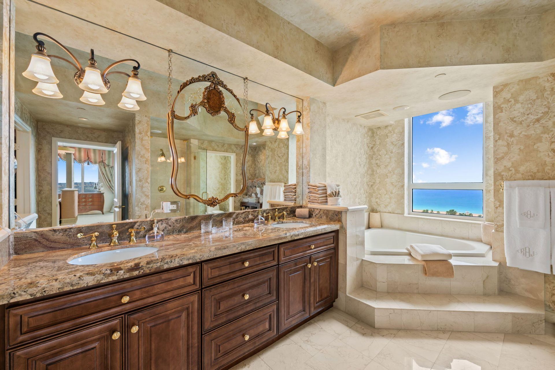 3055 Harbor Drive, Unit 1603, Fort Lauderdale, FL 33316 Photo