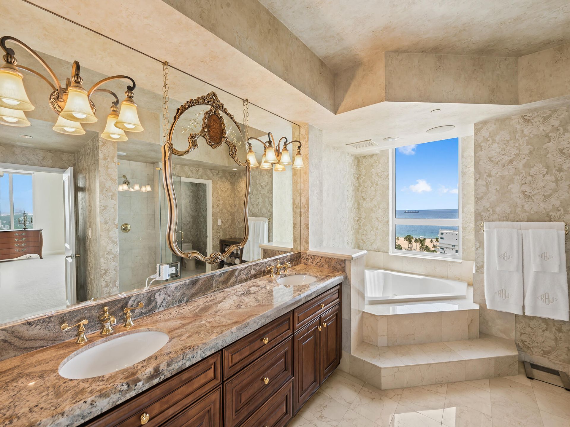 3055 Harbor Drive, Unit 1603, Fort Lauderdale, FL 33316 Photo