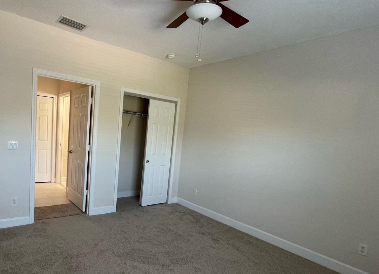 4240 Gator Trace Avenue, Unit i, Fort Pierce, FL 34982 Photo