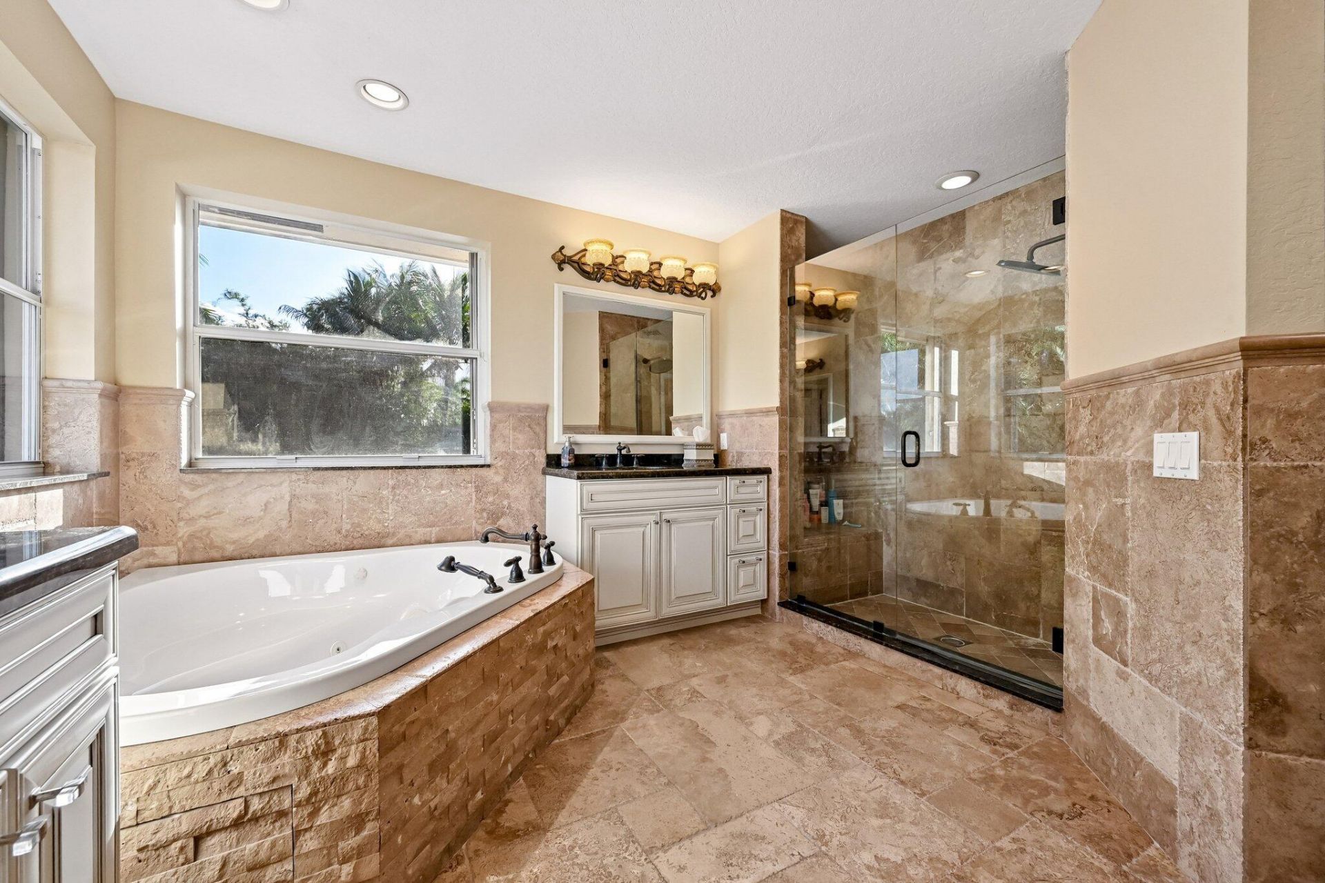 1664 Victoria Pointe Lane, Weston, FL 33327 Photo