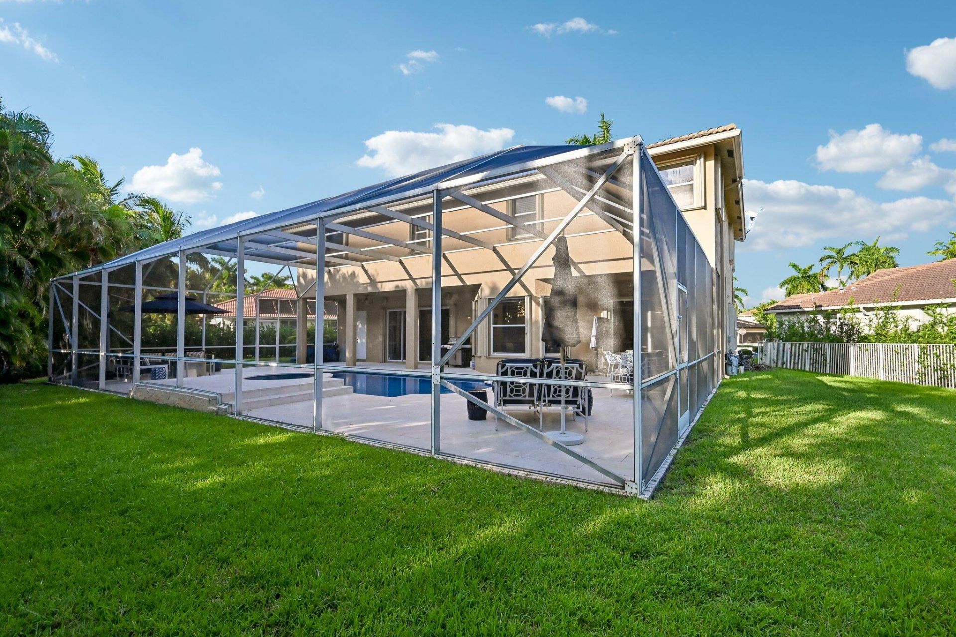 1664 Victoria Pointe Lane, Weston, FL 33327 Photo