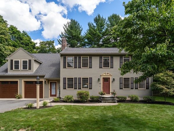 1476 Washington St, Walpole, MA 02081