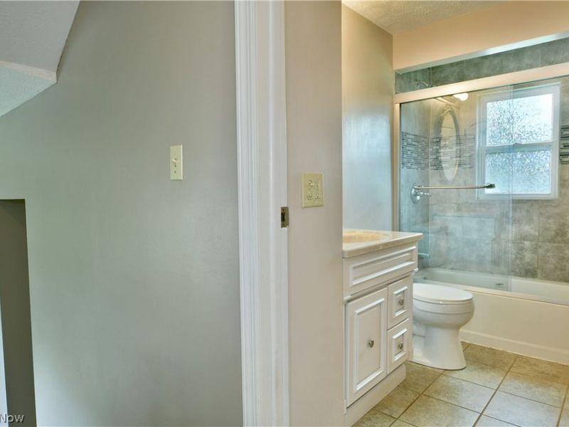 1382 Northfield, Mineral Ridge, OH 44440 Photo 18
