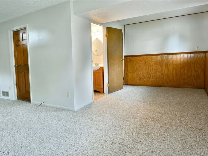1382 Northfield, Mineral Ridge, OH 44440 Photo 36