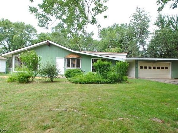 7101 Ivy Court , Mentor, OH 44095