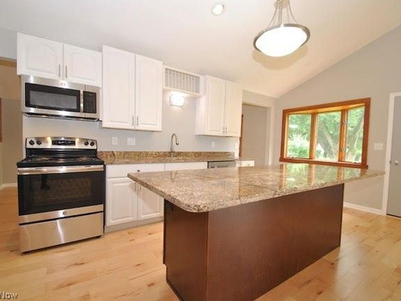 7101 Ivy Court, Mentor, OH 44060 Photo 6