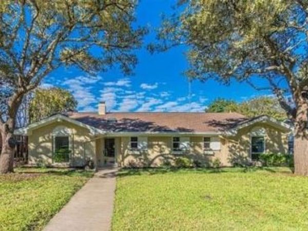 412 Ridgewood Drive, Richardson, TX 75080