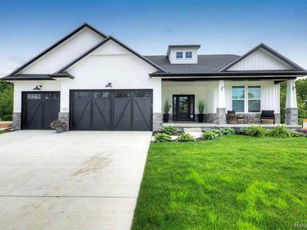 MOH 121 Gambrel Lane, Marion Township, Mi 48843
