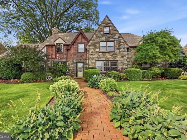 1224 EDMONDS AVENUE , DREXEL HILL, PA 19026