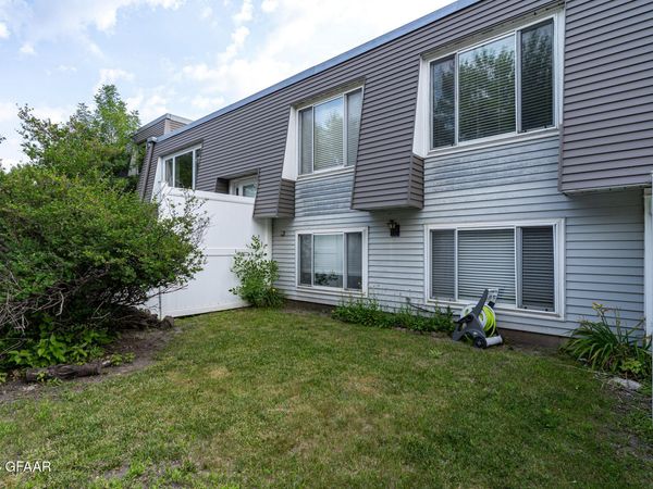 914 N 39TH STREET , Grand Forks, ND 58203