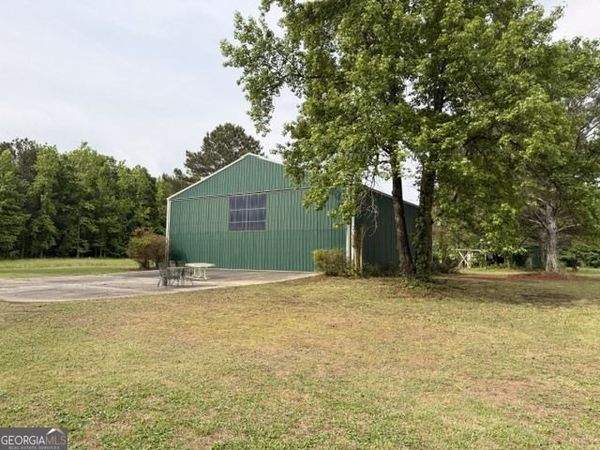 3650 Spring Valley Drive, Loganville, GA 30052