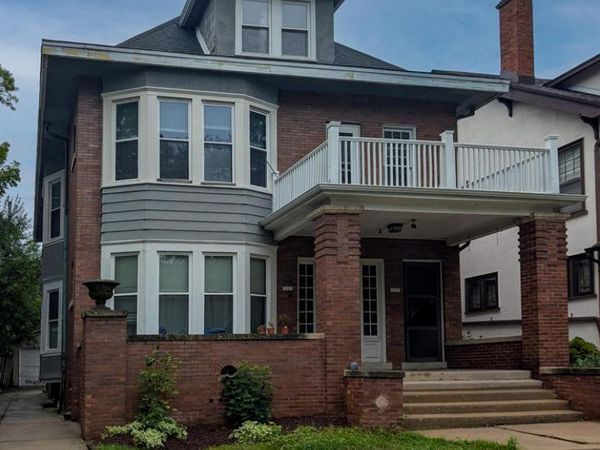 3223 N Marietta AVENUE, Unit 3225, Milwaukee, WI 53211
