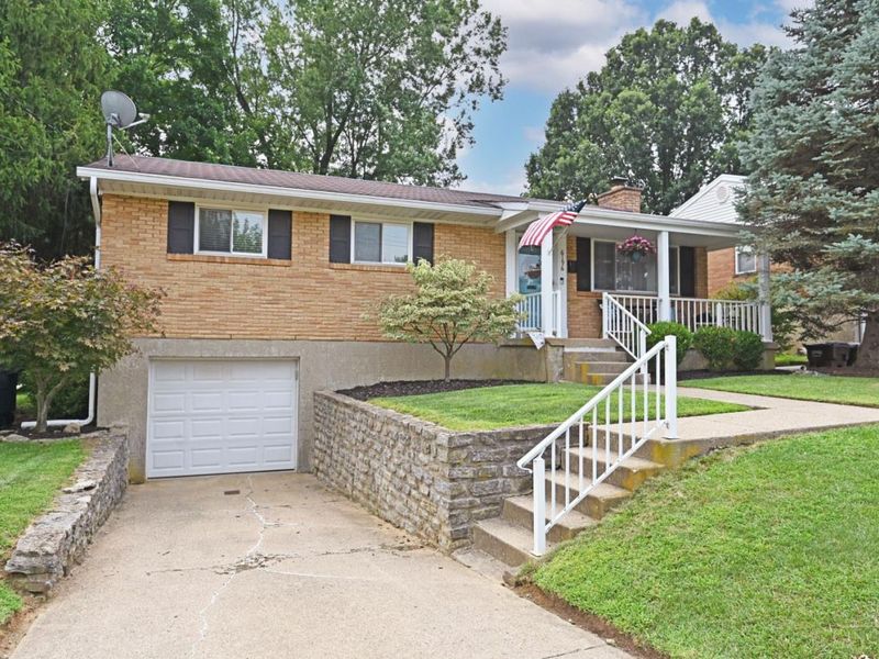 6196 Seiler Drive, Green Township, OH 45239 Photo 2