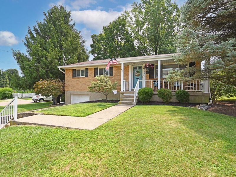 6196 Seiler Drive, Green Township, OH 45239 Photo 3