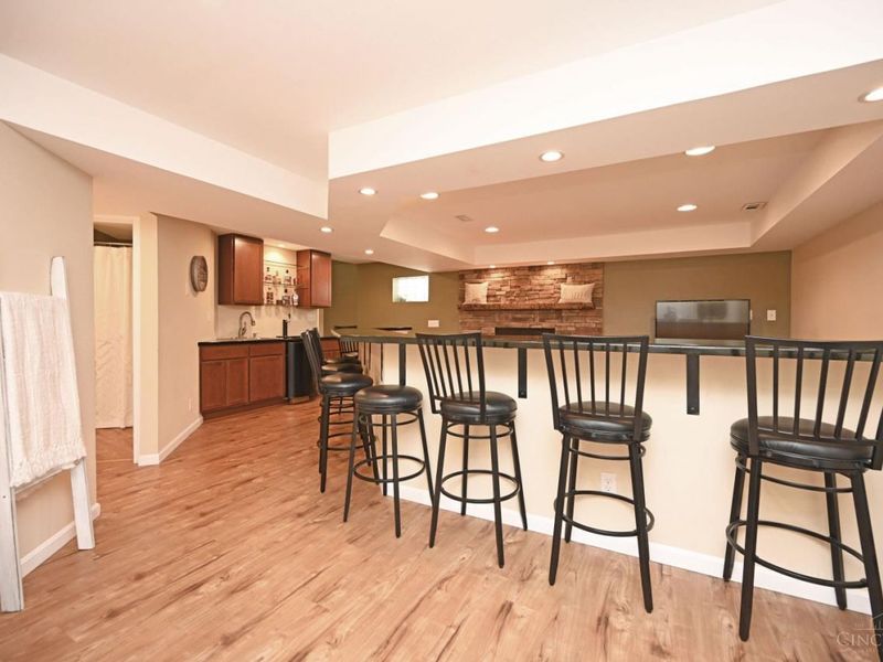 6196 Seiler Drive, Green Township, OH 45239 Photo 41