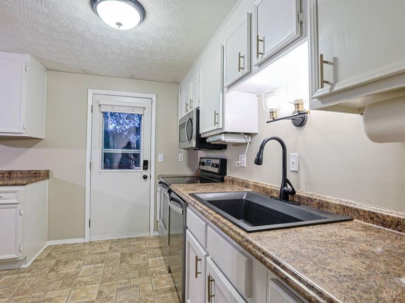 2838 Kimberly Drive, Deerfield Township, OH 45039 Photo 13
