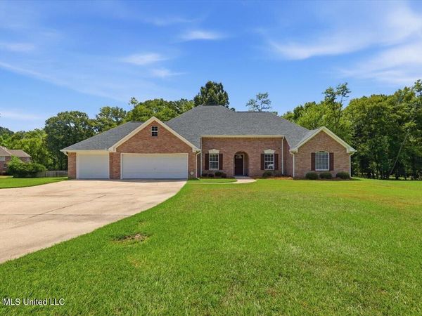 264 Quail Hollow, Canton, MS 39046