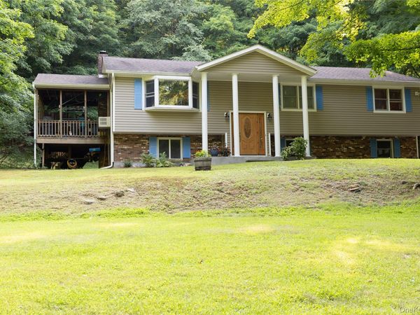 79 Watermelon Hill Road , Mahopac, NY 10541