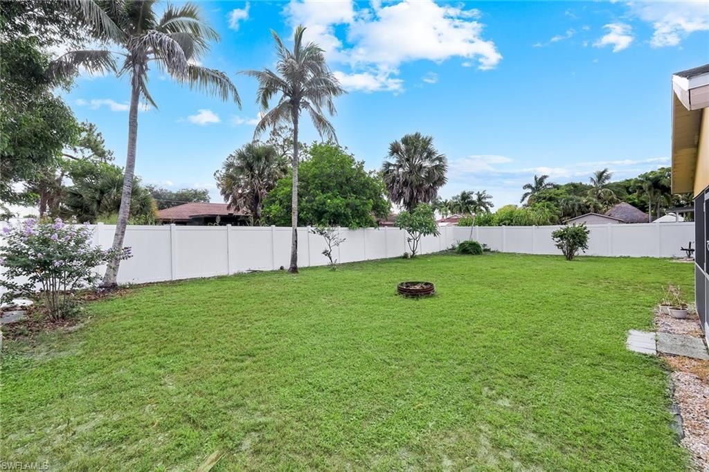 27051 Edgewood St, Bonita Springs, FL 34135 Photo