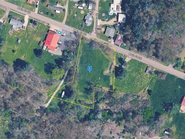 5850 Main Street SE, New Philadelphia, OH 44663