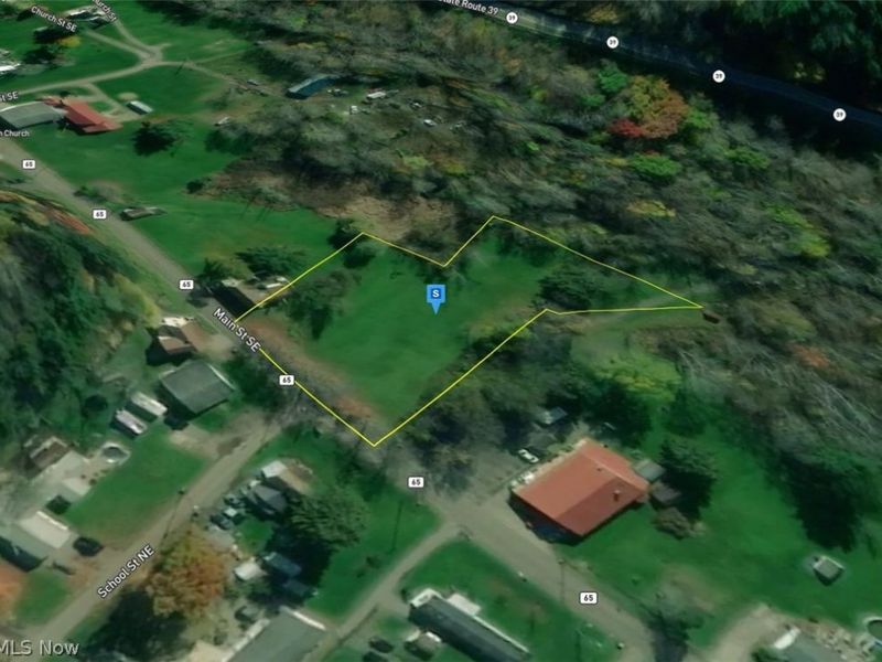 5850 Main Street SE, New Philadelphia, OH 44663 Photo 3