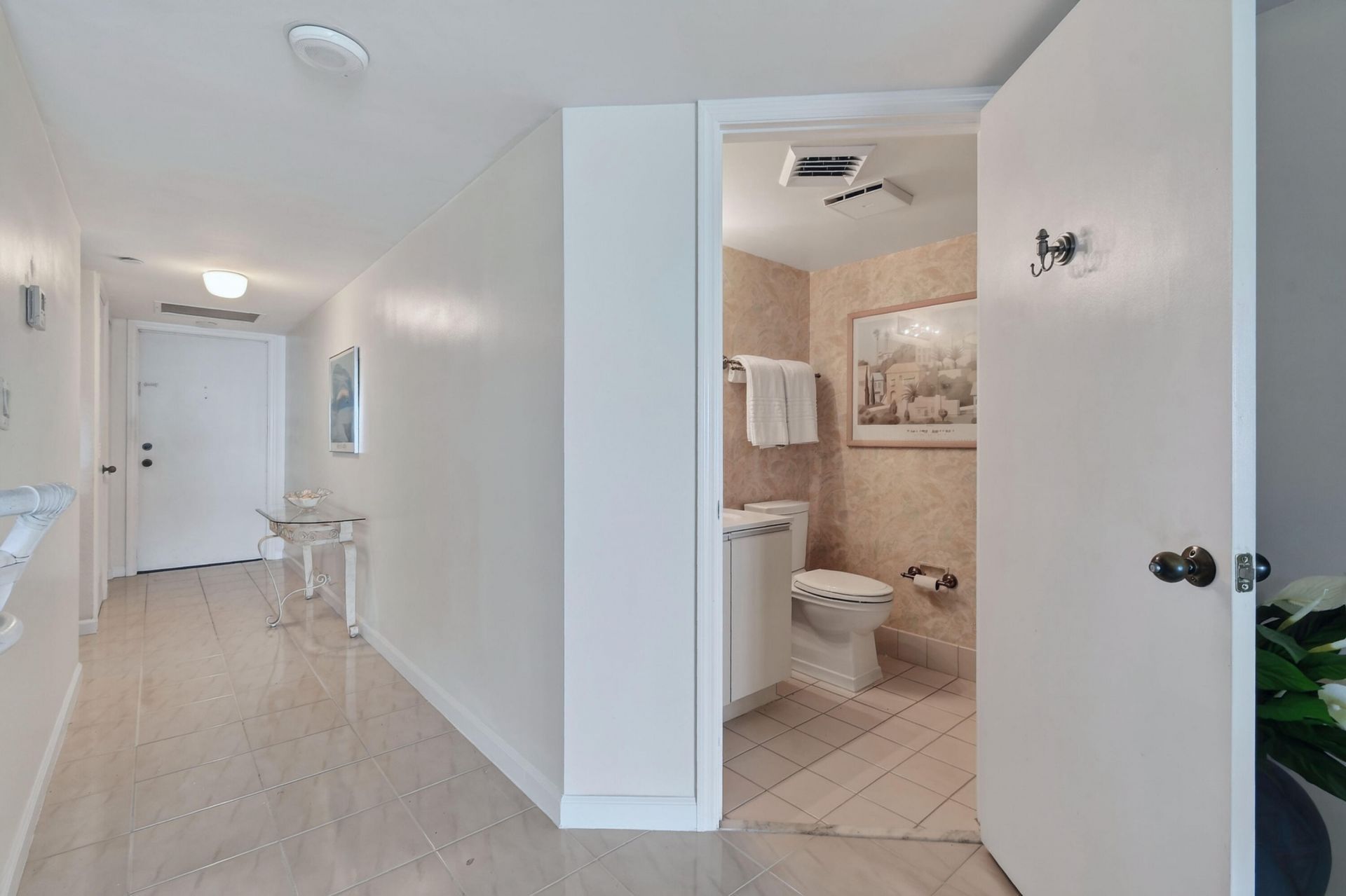 8880 S Ocean Drive, Unit 502, Jensen Beach, FL 34957 Photo