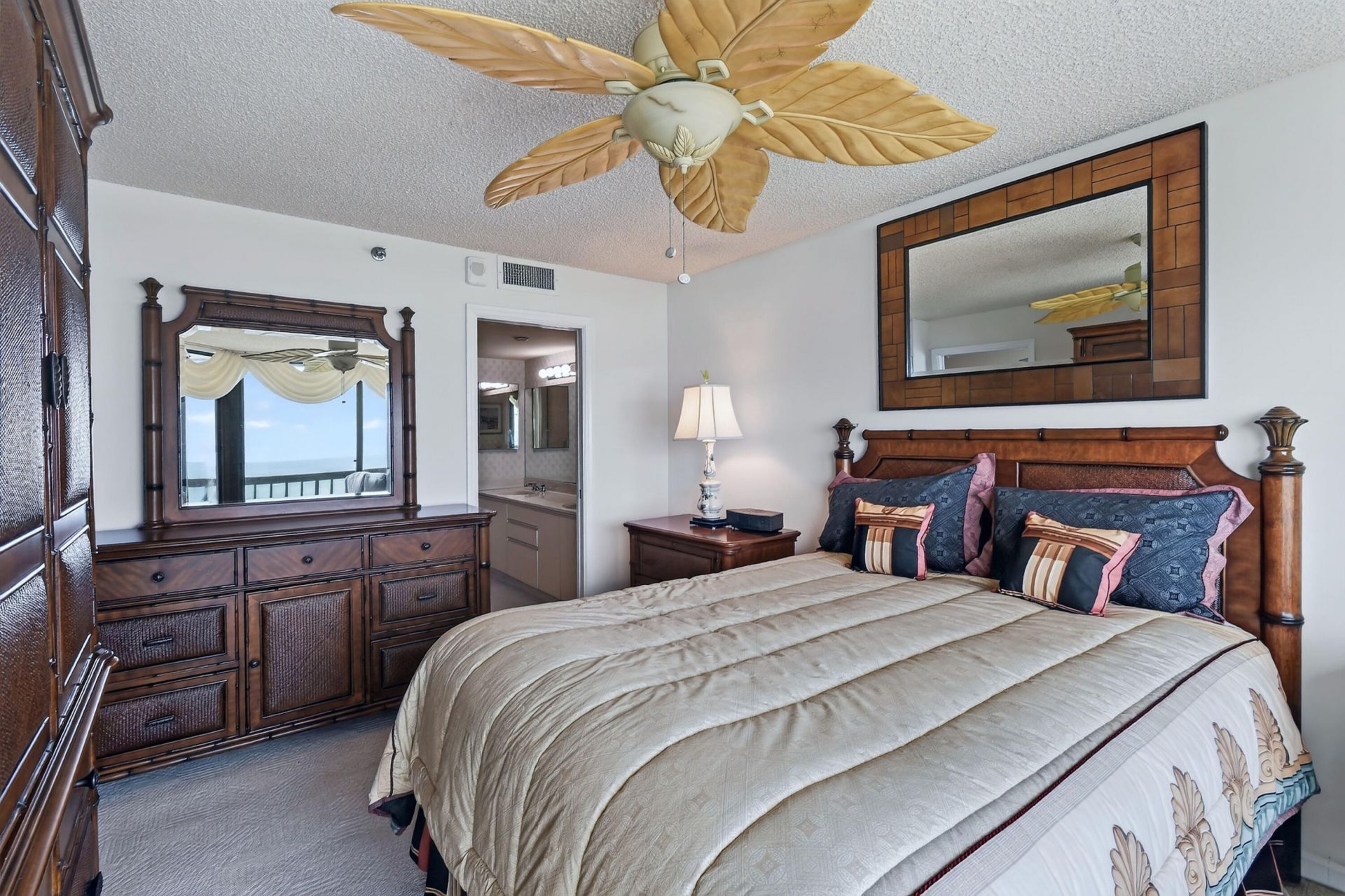 8880 S Ocean Drive, Unit 502, Jensen Beach, FL 34957 Photo