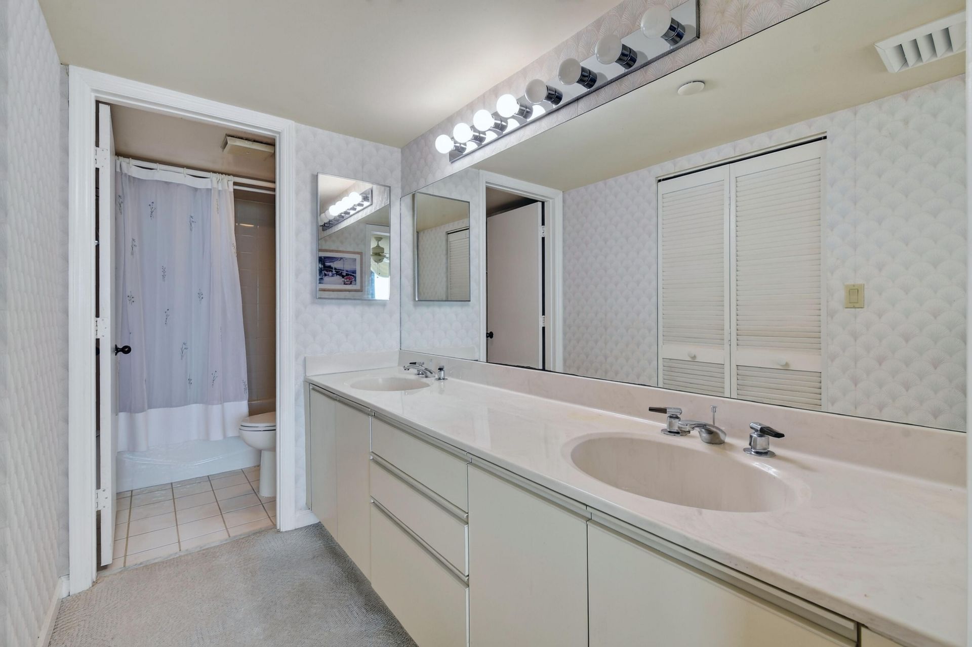 8880 S Ocean Drive, Unit 502, Jensen Beach, FL 34957 Photo