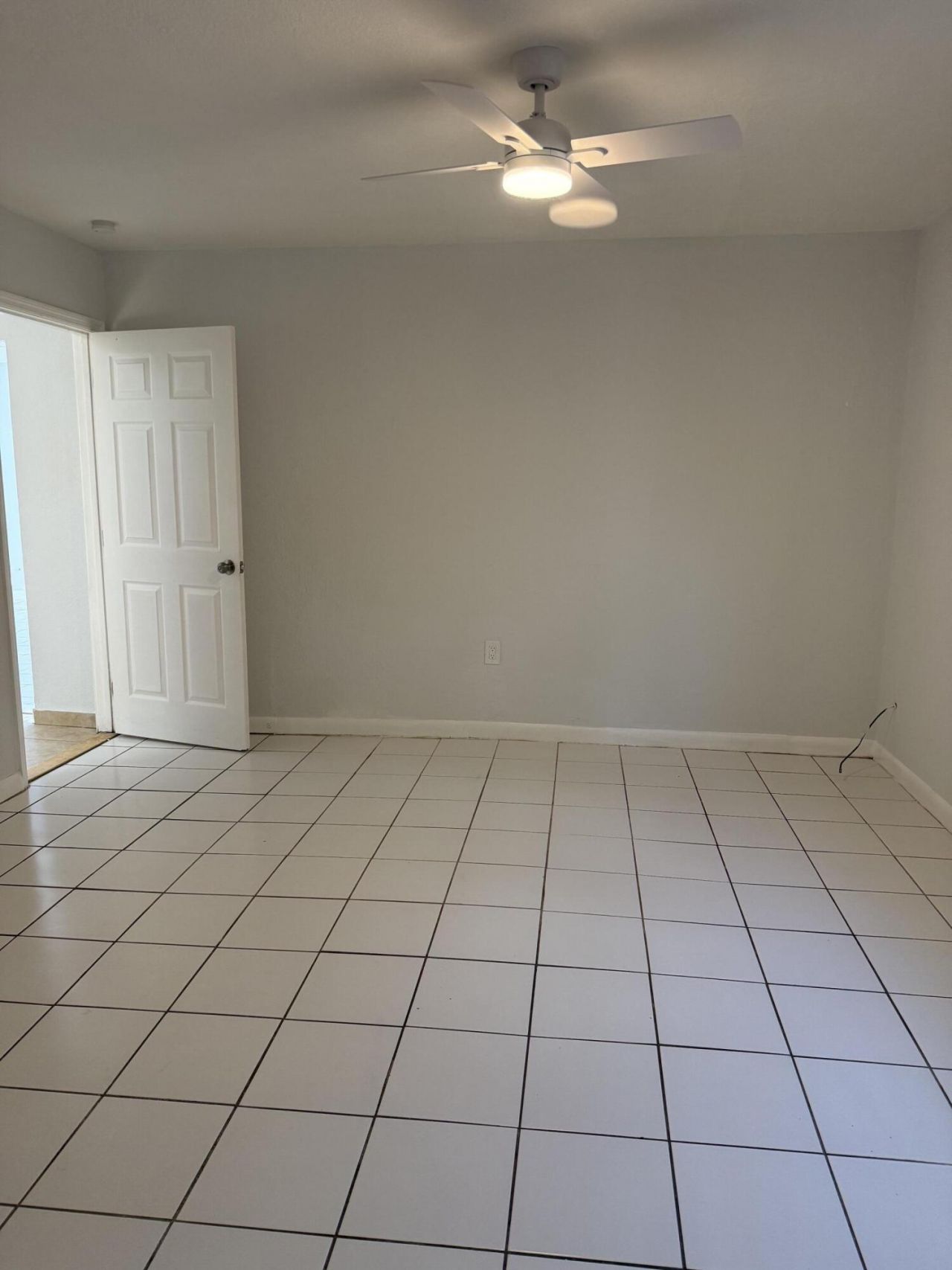 3830 Davis Road, Palm Springs, FL 33461 Photo