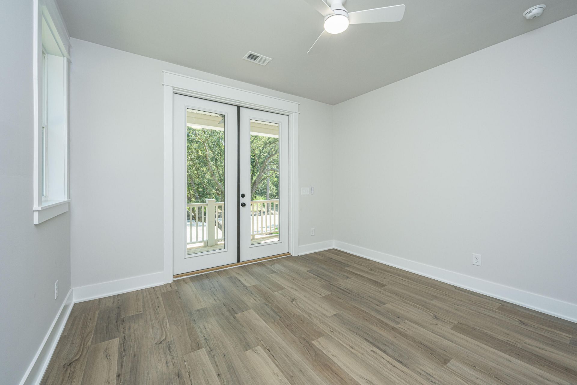 977 Bellas Lane Photo 39