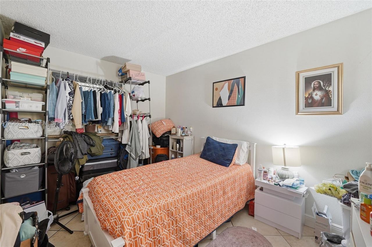 18101 NW 68th Ave , Unit B105, Hialeah, FL 33015 Photo
