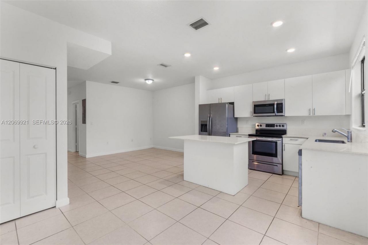 28637 SW 132nd Ct , Homestead, FL 33033 Photo