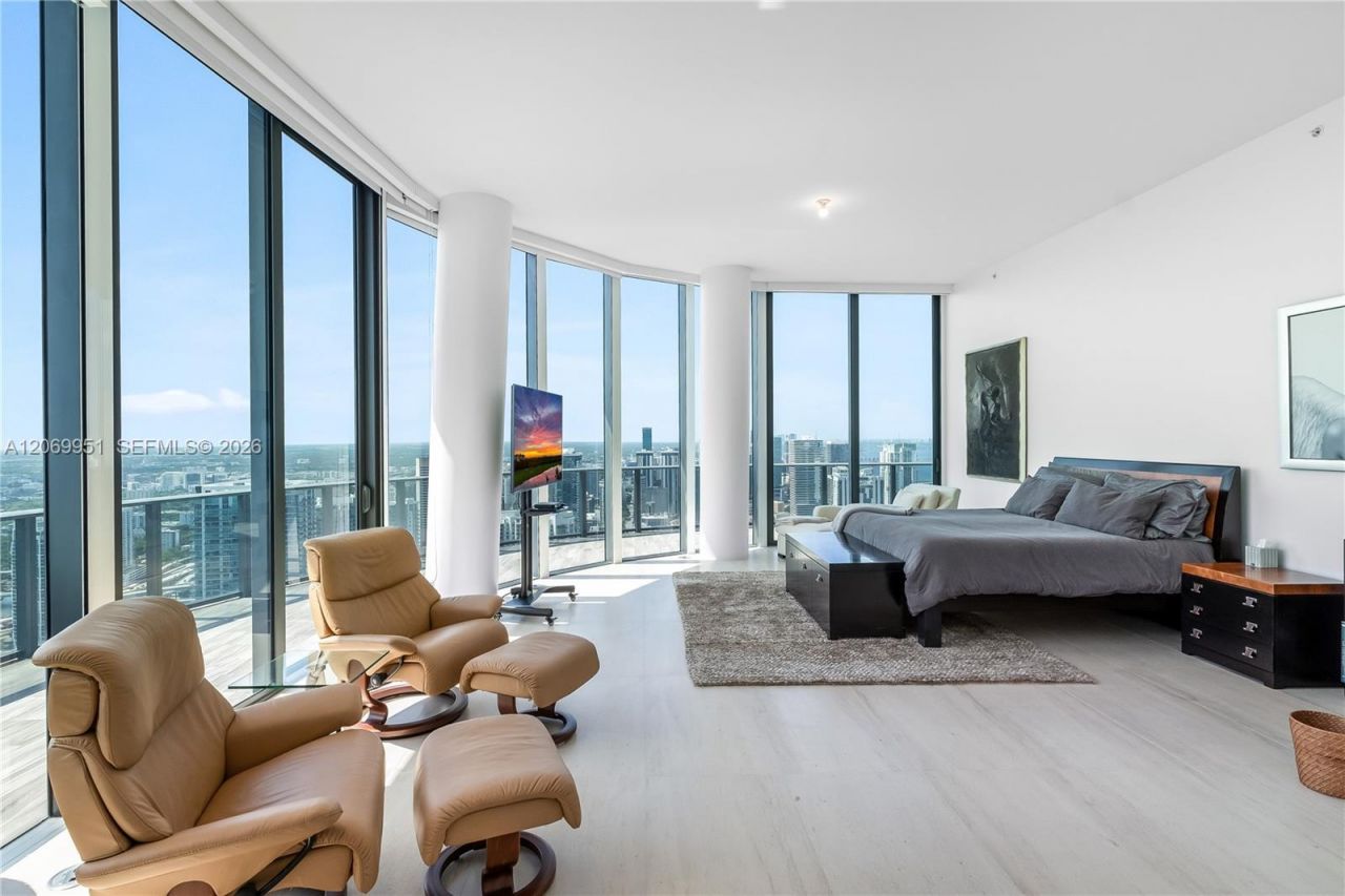 801 S Miami Ave , Unit PH5801, Miami, FL 33130 Photo