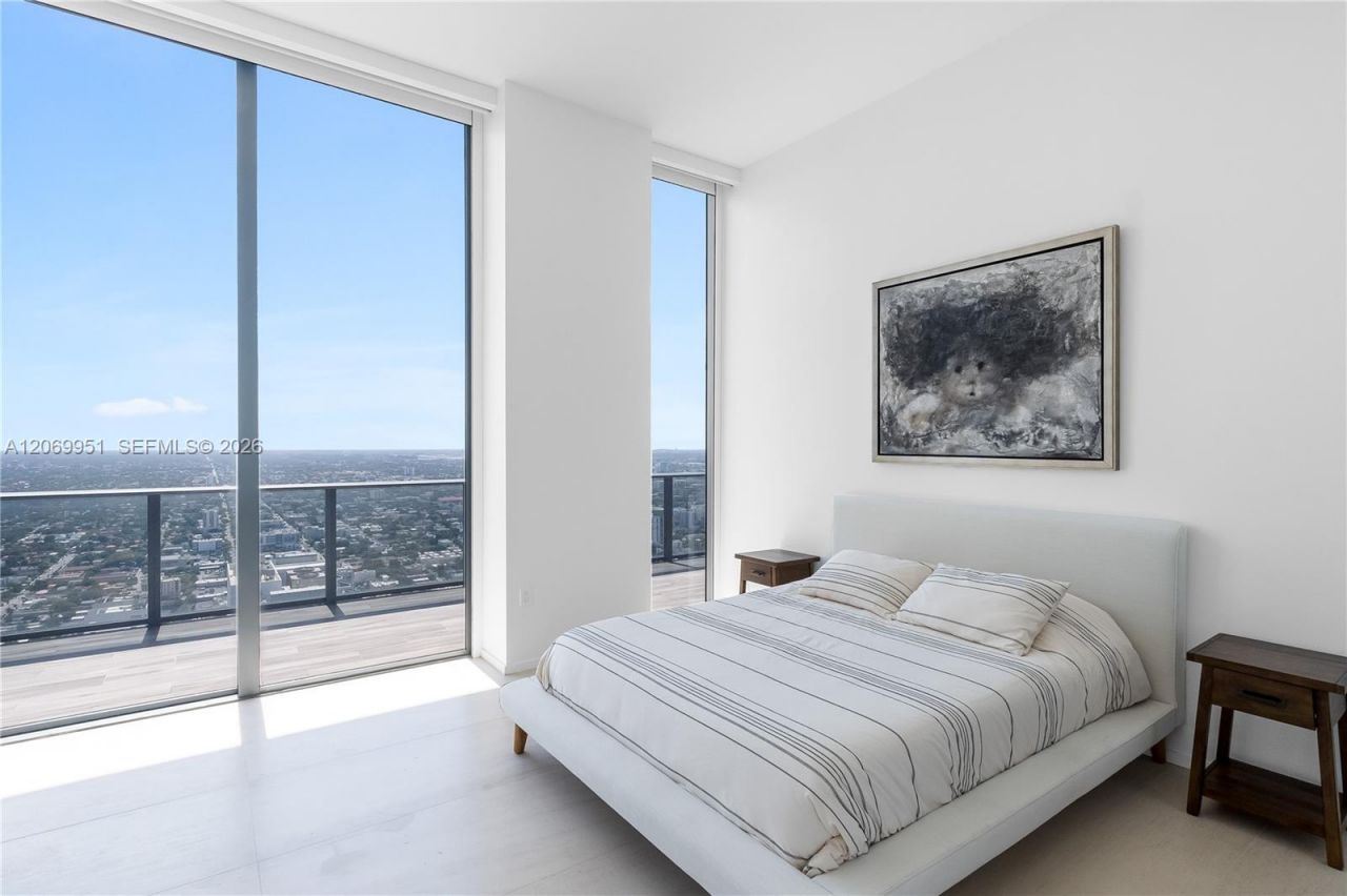 801 S Miami Ave , Unit PH5801, Miami, FL 33130 Photo