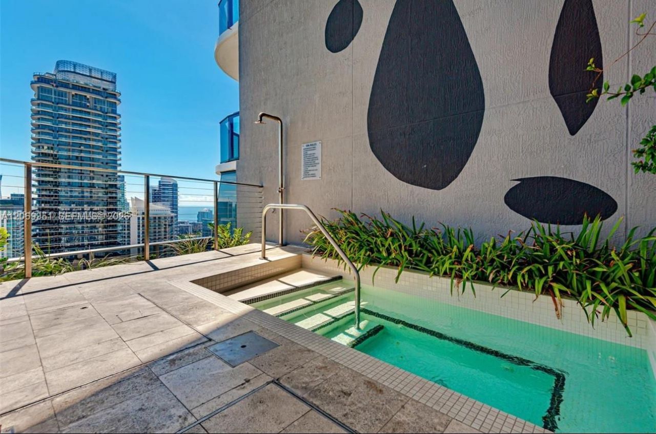 801 S Miami Ave , Unit PH5801, Miami, FL 33130 Photo