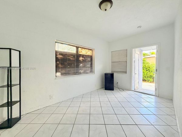 1060 NW 116th St , Unit 4, Miami, FL 33168