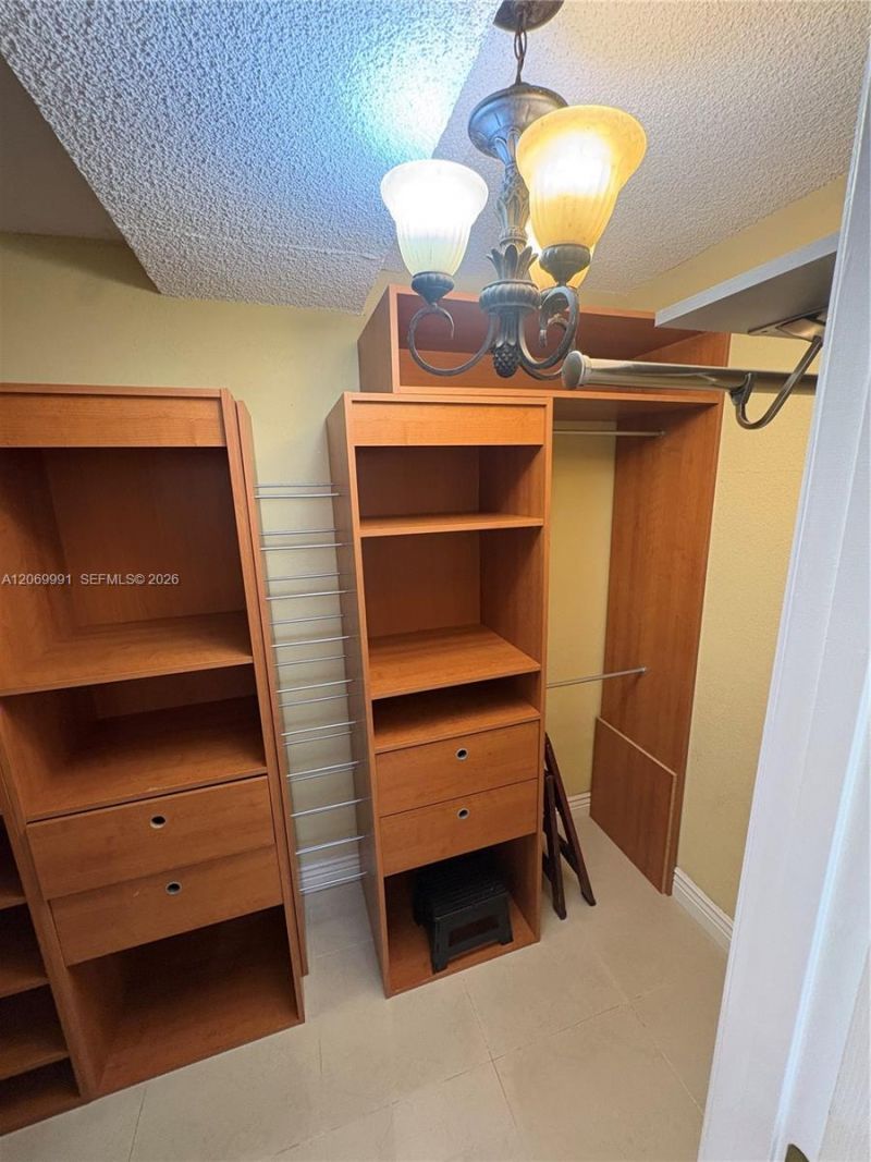 111 Golden Isles Dr, Unit F2, Hallandale Beach, FL 33009 Photo