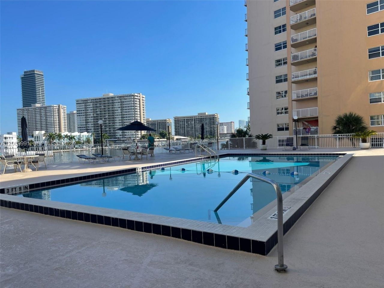 111 Golden Isles Dr , Unit F2, Hallandale Beach, FL 33009 Photo
