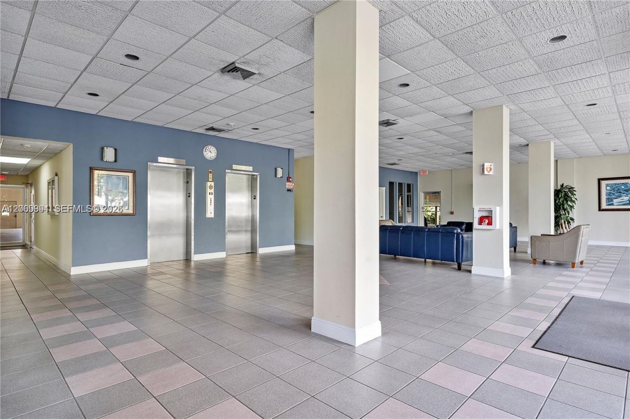 111 Golden Isles Dr , Unit F2, Hallandale Beach, FL 33009 Photo