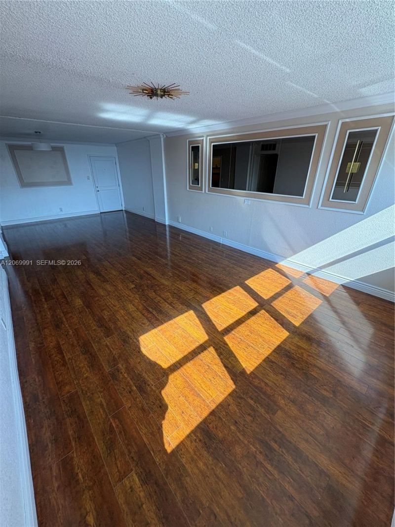 111 Golden Isles Dr, Unit F2, Hallandale Beach, FL 33009 Photo