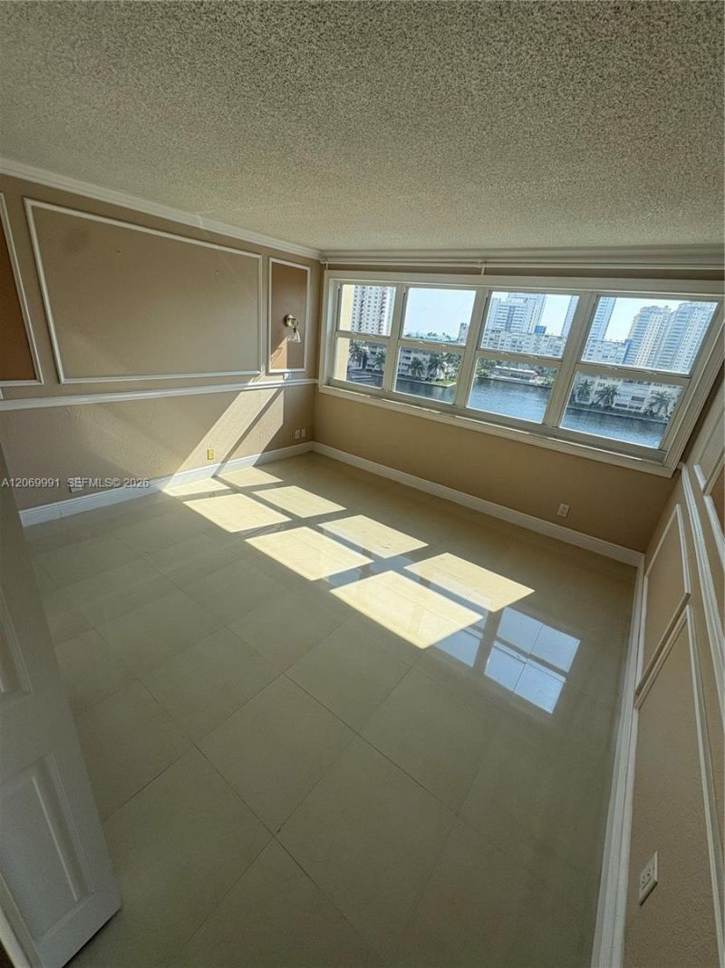 111 Golden Isles Dr, Unit F2, Hallandale Beach, FL 33009 Photo