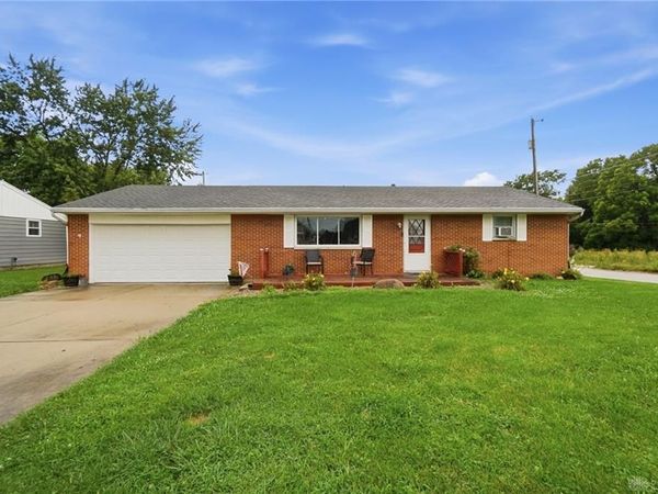 1 Laura Circle, Laura, OH 45337