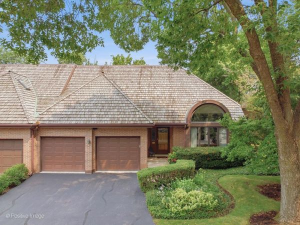68 Godair Drive , Hinsdale, IL 60521