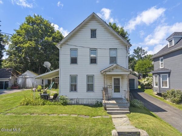 23 Western Avenue, Ravena, NY 12143